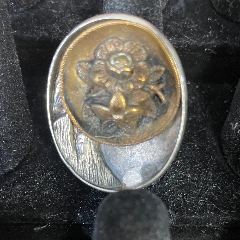 Two-Tone Floral Oval Statement Ring - Silver and Gold - Picture 1 of 5